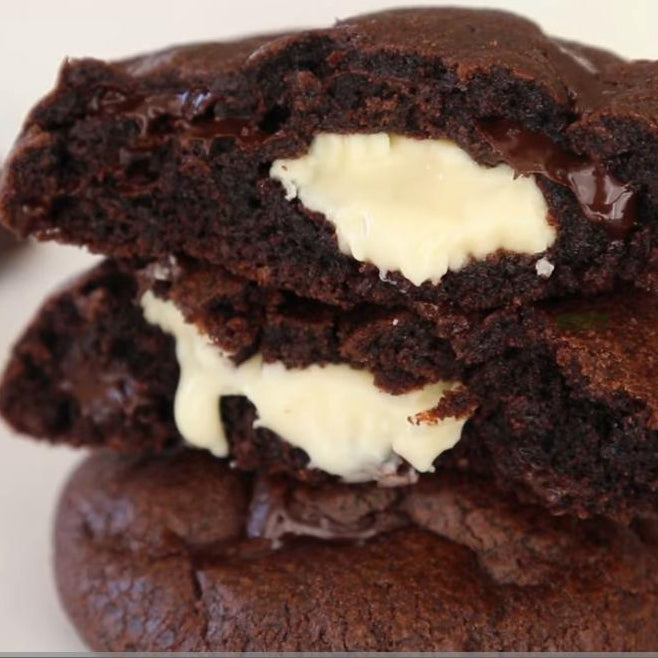 dark chocolate cookie with a white chocolate lava