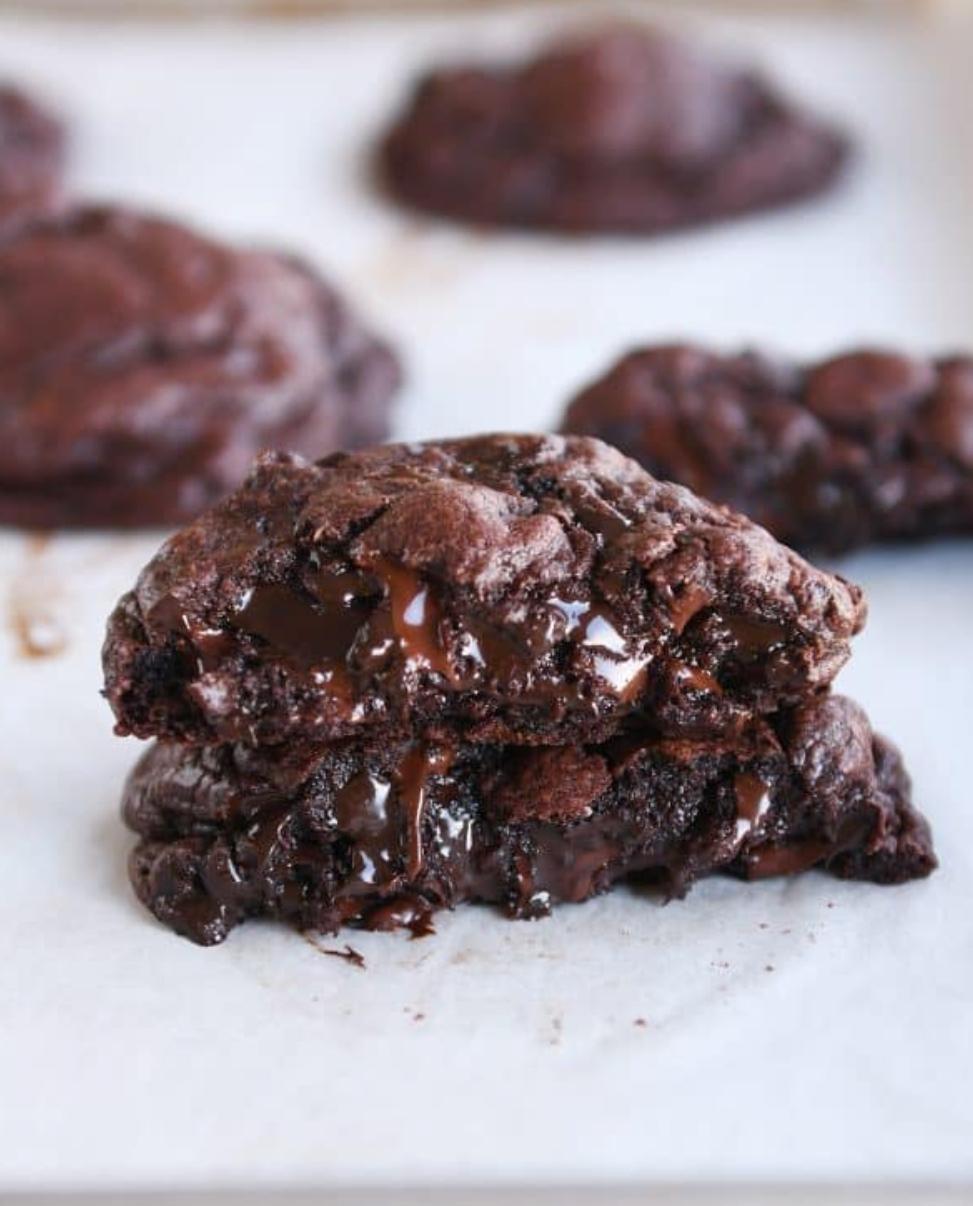 Cheat Day - Dark Chocolate Chip Cookie